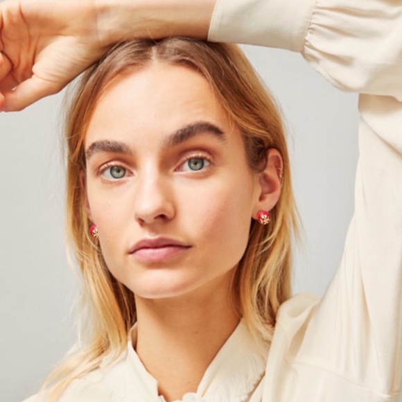 TORY BURCH • Red Pearl Evie Logo Earrings - Picture 2 of 3